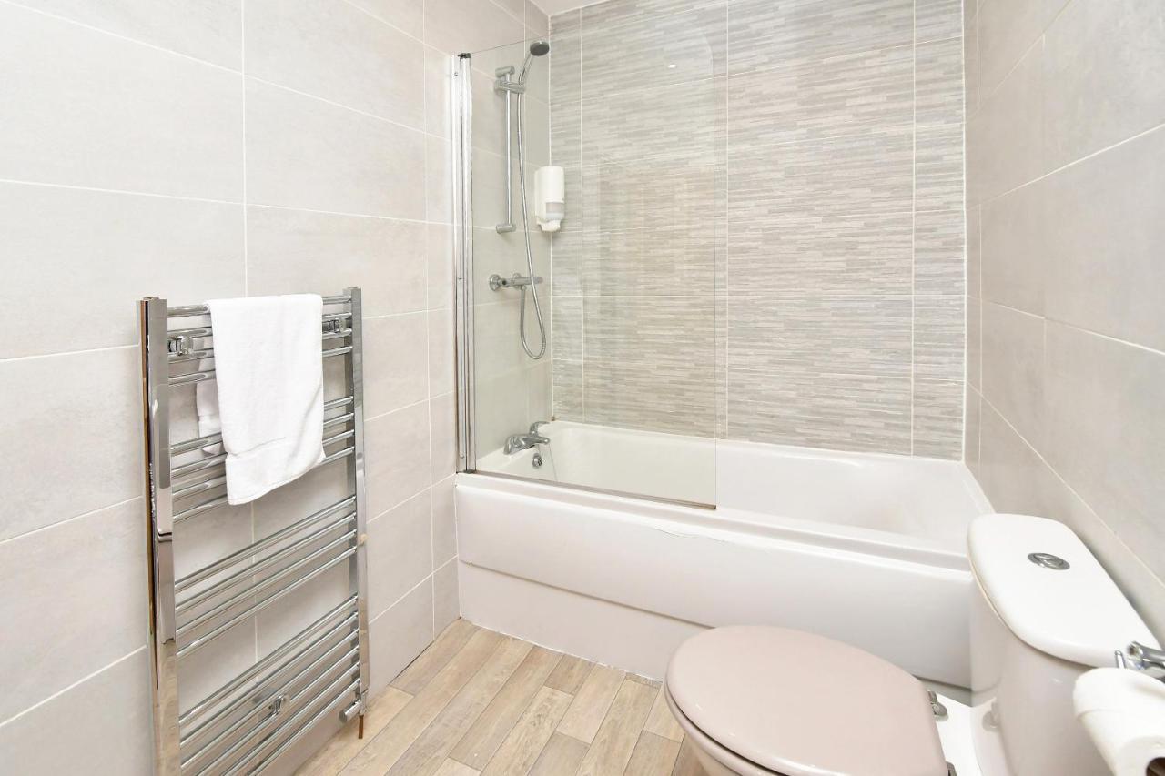 Holiday home Somerville House By Yourstays - 4 Bedroom House In *