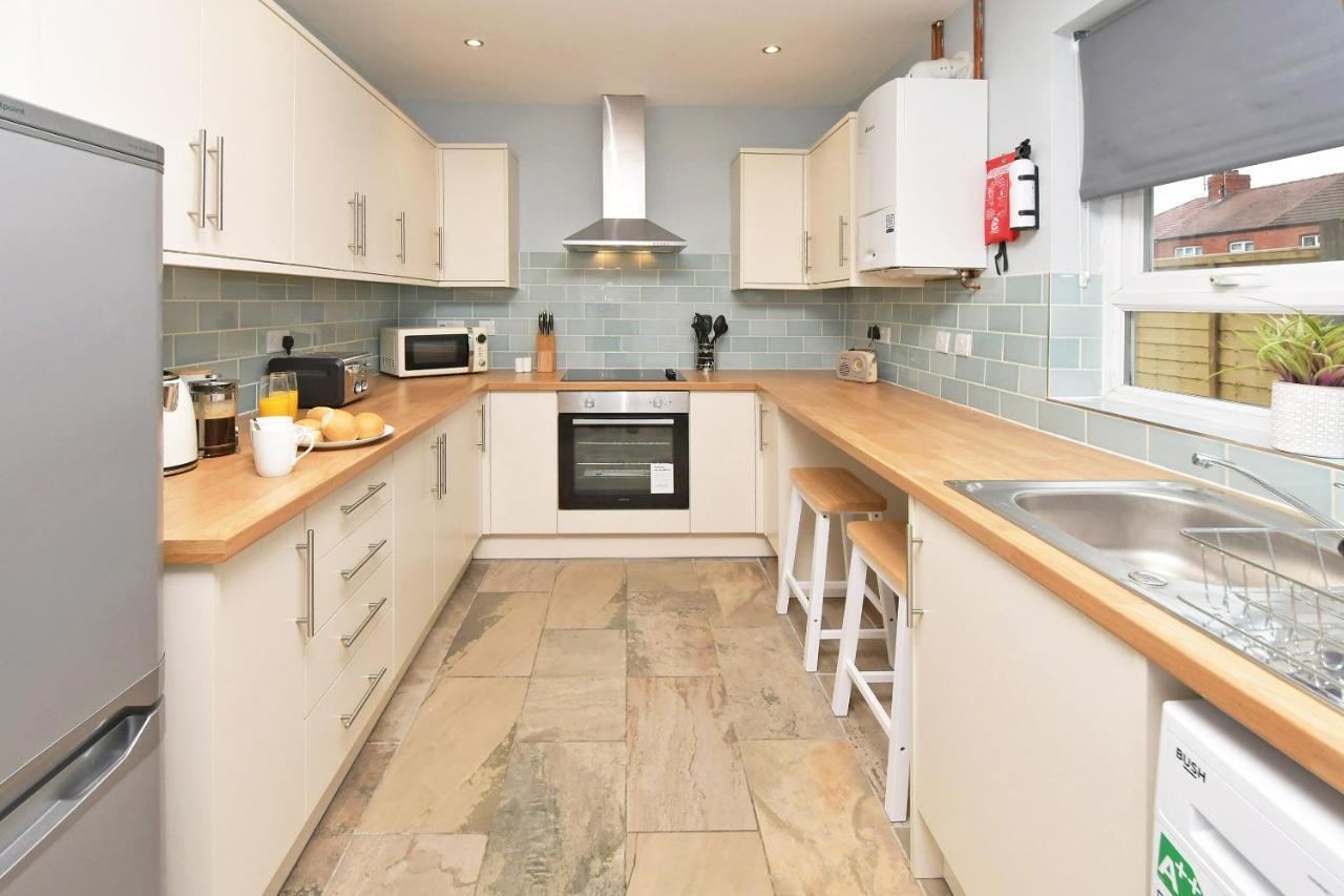 Holiday home Somerville House By Yourstays - 4 Bedroom House In